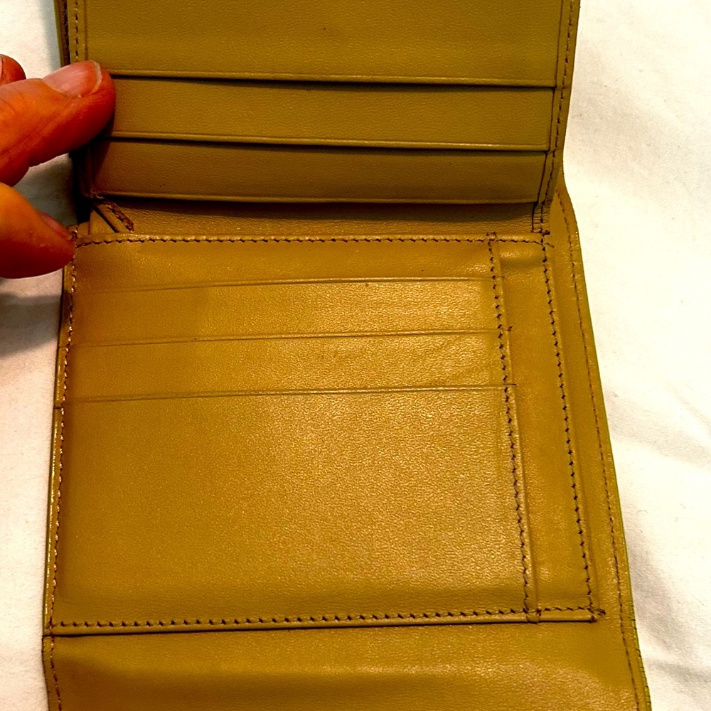 Wallet - Picture 8 of 9